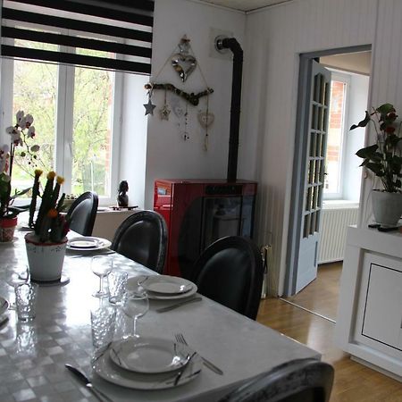 Flamboyant Villa Бусан Екстериор снимка